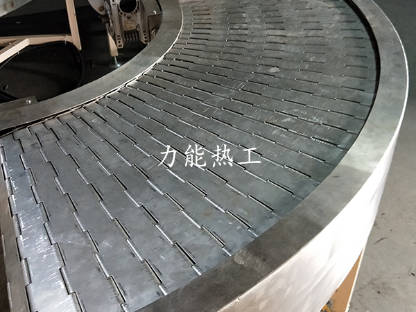转弯链板机